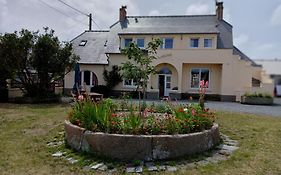 Holiday Home St- Martin-de-Bréhal - NMD04102f-F
